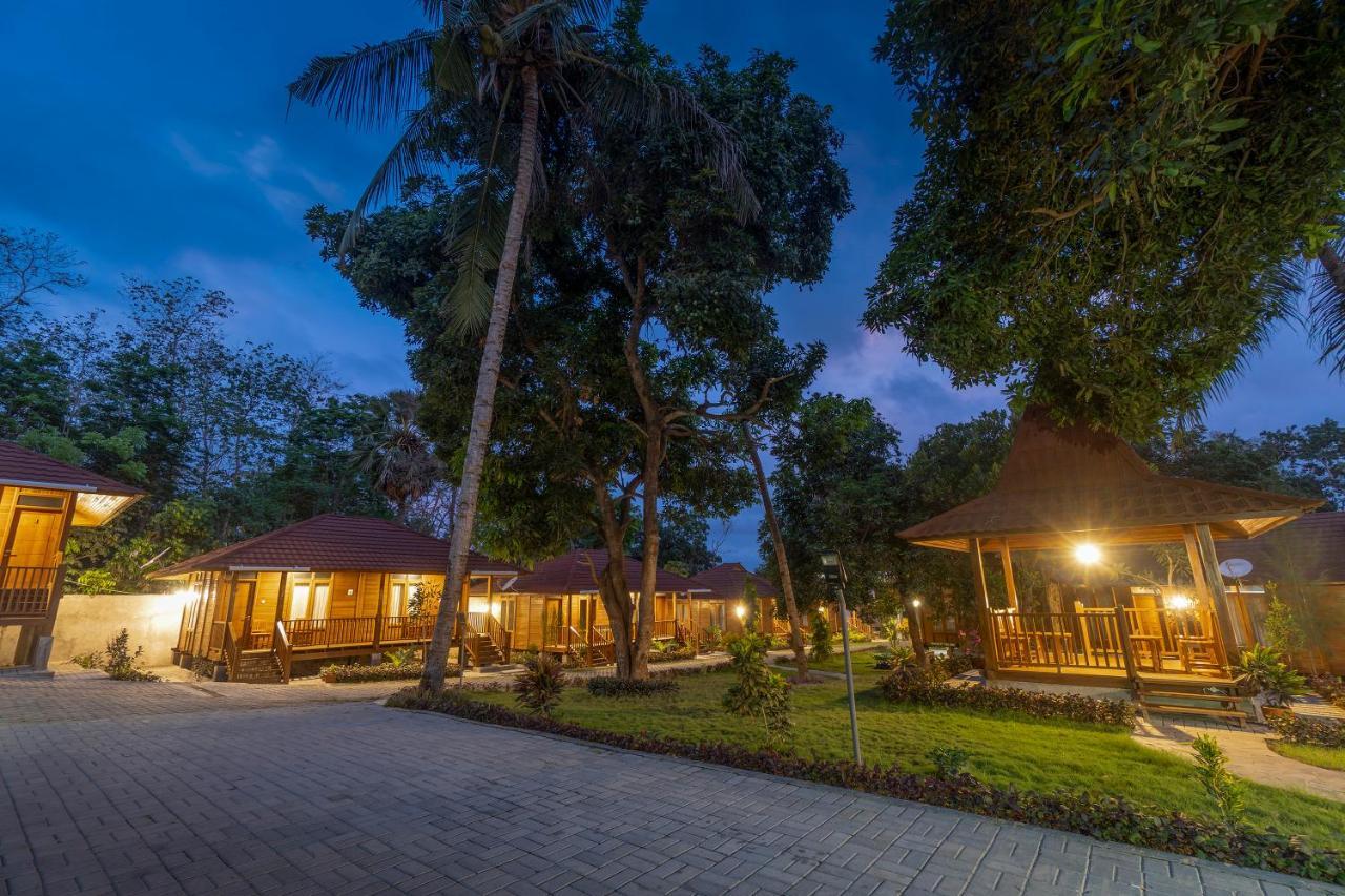 Casa Kandara Waingapu Exterior photo