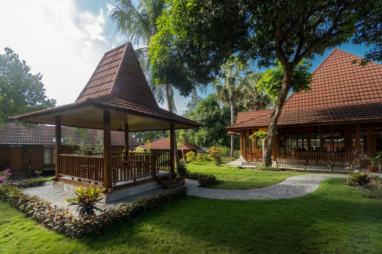 Casa Kandara Waingapu Exterior photo